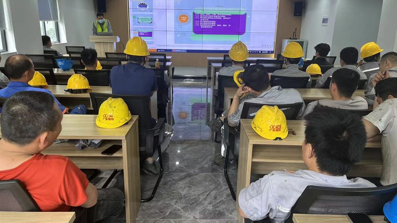 成都电工培训，掌握电力技能的必经之路